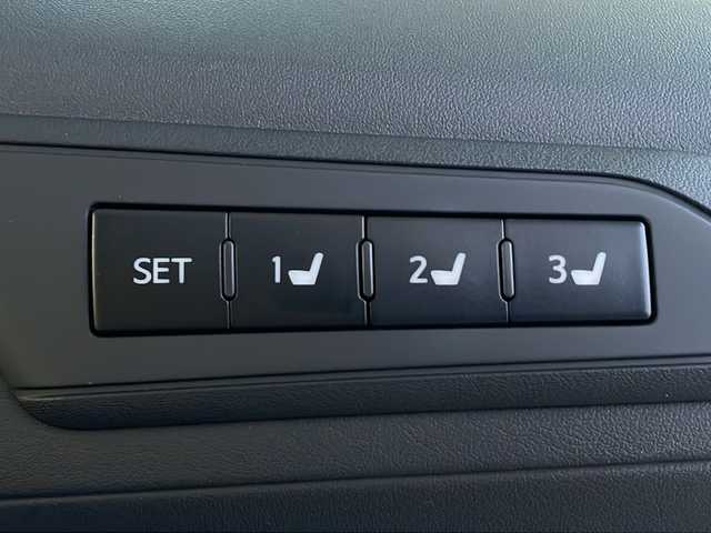 トヨタ ヴェルファイア ハイブリット ZR Gエディション 福島県 2015(平27)年 9.8万km ホワイトパールクリスタルシャイン １オーナー　純正ＳＤナビ(フルセグTV/BT/CD/DVD/AM/FM) バックカメラ　前方ドラレコ　クルコン　レザーシート　シートヒーター　パワーシート　フリップダウンモニター　キャプテンシート　オットマン　両側パワースライドドア　純正１７インチＡＷ　パワーバックドア スマートキー スペアキー 保証書 取扱説明書