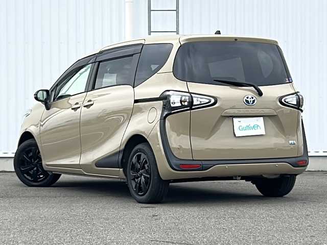 トヨタ シエンタ ハイブリッド ファンベースG セーフティEDⅡ 愛媛県 2021(令3)年 4.1万km ベージュ 純正SDナビ/Bluetooth/フルセグ/CD/DVD/SD/ワンオーナー/両側パワースライドドア/ETC/前席シートヒーター/クルーズコントロール/ドライブレコーダー前後/オートライト/オートLEDヘッドライト/コーナーセンサー/純正フロアマット/スマートキー/プッシュスタート