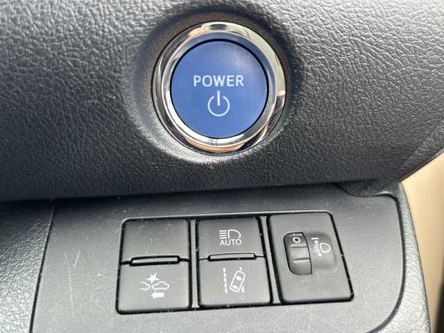 トヨタ シエンタ ハイブリッド ファンベースG セーフティEDⅡ 愛媛県 2021(令3)年 4.1万km ベージュ 純正SDナビ/Bluetooth/フルセグ/CD/DVD/SD/ワンオーナー/両側パワースライドドア/ETC/前席シートヒーター/クルーズコントロール/ドライブレコーダー前後/オートライト/オートLEDヘッドライト/コーナーセンサー/純正フロアマット/スマートキー/プッシュスタート