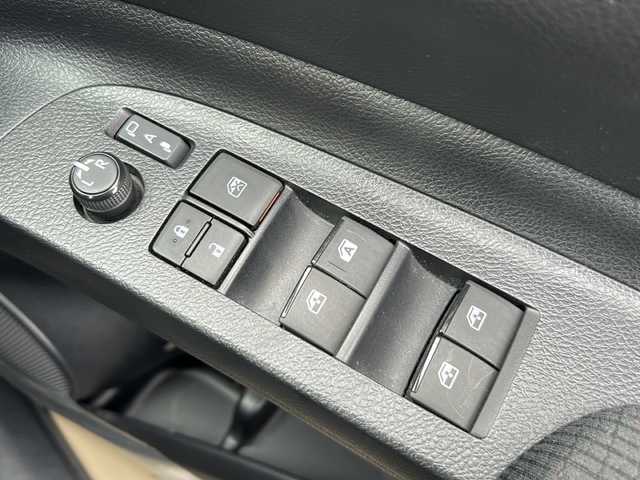 トヨタ シエンタ ハイブリッド ファンベースG セーフティEDⅡ 愛媛県 2021(令3)年 4.1万km ベージュ 純正SDナビ/Bluetooth/フルセグ/CD/DVD/SD/ワンオーナー/両側パワースライドドア/ETC/前席シートヒーター/クルーズコントロール/ドライブレコーダー前後/オートライト/オートLEDヘッドライト/コーナーセンサー/純正フロアマット/スマートキー/プッシュスタート