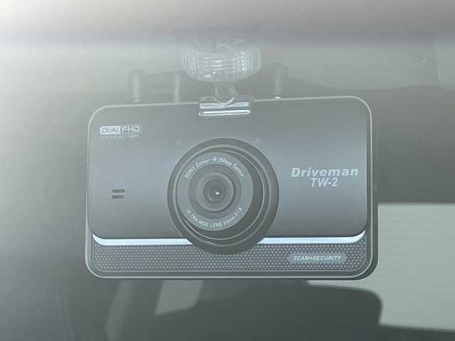 ホンダ オデッセイ ハイブリッド アブソルートセンシングEXパック 岐阜県 2016(平28)年 5.2万km ホワイトオーキッドパール 純正フリップダウンモニター/純正SDナビ/CD/DVD/SD/フルセグ/バックカメラ/ドライブレコーダー/ETC/ホンダセンシング/・衝突軽減ブレーキ/・車線維持支援システム/・アダプティブクルーズコントロール/ブラインドスポットモニター/両側パワースライドドア/オットマン/革巻きステアリング/ステアリングリモコン/LEDオートライト/純正フロアマット/ドアバイザー/プッシュスタート/純正17インチAW/スマートキー