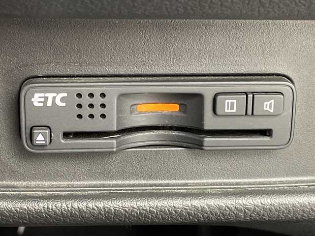 ホンダ オデッセイ ハイブリッド アブソルートセンシングEXパック 岐阜県 2016(平28)年 5.2万km ホワイトオーキッドパール 純正フリップダウンモニター/純正SDナビ/CD/DVD/SD/フルセグ/バックカメラ/ドライブレコーダー/ETC/ホンダセンシング/・衝突軽減ブレーキ/・車線維持支援システム/・アダプティブクルーズコントロール/ブラインドスポットモニター/両側パワースライドドア/オットマン/革巻きステアリング/ステアリングリモコン/LEDオートライト/純正フロアマット/ドアバイザー/プッシュスタート/純正17インチAW/スマートキー