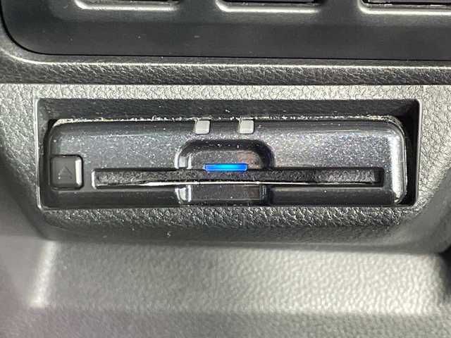 スバル フォレスター ハイブリッド X－ブレイク 神奈川県 2020(令2)年 4.3万km クリスタルブラックシリカ アイサイト/純正8型ナビ/・BT/フルセグTV/CD/DVD/SD/BD/バック/サイド/フロントカメラ/デジタルミラー/ハーフレザーシート/シートヒーター(D/N/二列)/パワーシート(D/N)/メモリシート(D)/ETC/前後ドライブレコーダー/電動サイドブレーキ/オートブレーキホールド/スマートキー/スペアキー/プッシュスタートボタン/革巻きステアリング/ステアリングスイッチ/パドルシフト/Autoライト/ステアリングヒーター/SRH/LEDヘッドライト/フォグランプ/電動格納ミラー/ウィンカーミラー/ルーフレール/純正フロアマット/純正ドアバイザー/純正17インチアルミホイール