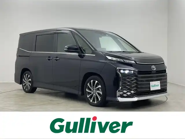 トヨタ ヴォクシー S－Z 埼玉県 2022(令4)年 1.1万km スパークリングブラックパールクリスタルシャイン 純正１０．５インチナビ　パノラミックビューモニター　ＢＳＭ　ＤＶＤ再生　ユニバーサルステップ　ビルトインＥＴＣ２．０　セーフティセンス　レーダークルーズコントロール　シートヒーター　ＬＥＤライト　ＴＶ