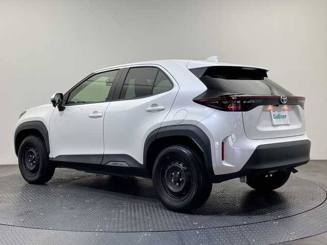 トヨタ ヤリスクロス ハイブリッド G 愛媛県 2020(令2)年 4.4万km ホワイトパールクリスタルシャイン 純正８型ナビ／衝突被害軽減ブレーキ／アダプティブクルーズコントロール／レーンアシスト／バックカメラ／フルセグ／Ｂｌｕｅｔｏｏｔｈ／ビルドインＥＴＣ／前後コーナーセンサー／前後ドライブレコーダー／禁煙