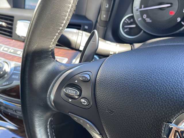 日産 フーガ 370GT タイプS 島根県 2012(平24)年 7.1万km ブリリアントシルバー メーカーナビゲーション/フルセグ BT CD DVD/クルーズコントロール/パドルシフト/バックカメラ/D/N席パワーシート/ビルトインETC/HIDヘッドライト/AUTOライト/フォグライト/ハーフレザーシート(合皮)/革巻きステアリング/ステアリングリモコン/ISOFIX/純正20インチアルミホイール