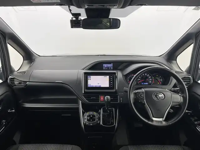 トヨタ ヴォクシー ZS 煌Ⅱ 富山県 2020(令2)年 3.8万km ブラック 純正ナビ【NSZT-W68T】/（AM/FM/CD/DVD/USB/SD/BT）/フルセグTV/バックカメラ/両側パワースライドドア/プリクラッシュセーフティ/クルーズコントロール/レーンディパーチャーアラート/オートマチックハイビーム/LEDヘッドライト/クリアランスソナー/社外１９インチAW/スマートキー×２/プッシュスタート/ドライブレコーダー前後/ビルトインETC/社外フロアマット/取扱説明書/保証書