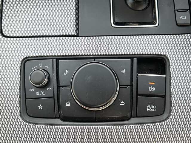 マツダ ＣＸ－６０ XD Lパッケージ 岐阜県 2023(令5)年 1万km ジェットブラックマイカ i-ACTIVSENSE/・衝突軽減ブレーキ/・前後側方接近車両検知/・車線逸脱警報システム/・ブラインドスポットモニター/・ディスタンススピードアラート/・レーンキープアシストシステム/・前後AT誤発進抑制制御/・交通標識認識システム/・速度標識警報/・脇見・眠気警報/・ヘッドアップディスプレイ/純正メーカーナビ/・AppleCarPlay/AndroidAuto/・Bluetooth/・USB/HDMI/・FM/AM/パノラミックビューモニター/ブラックレザーシート/前席シートヒーター/前席パワーシート/シートメモリー/革巻きステアリング/ステアリングスイッチ/パドルシフト/ステアリングヒーター/電子パーキング/ブレーキオートホールド/LEDヘッドライト/オートライト/オートマチックハイビーム/パワーバックドア/プッシュスタート/スマートキー/純正20インチAW/純正フロアマット/ドアバイザー/i-stop/電動格納ウィンカーミラー/横滑り防止機能