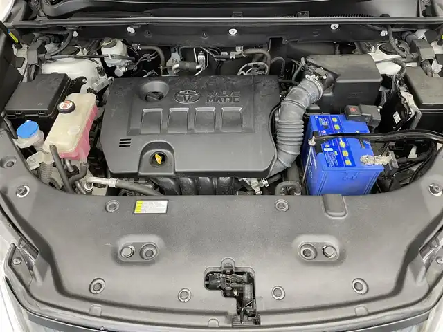 トヨタ ハリアー プレミアム アドバンスドP 滋賀県 2016(平28)年 9.5万km ホワイトパールクリスタルシャイン 禁煙車/サンルーフ/純正9型ナビ/（CD/DVD/フルセグTV/BT/SD/AUX/USB/FM/AM）/トヨタセーフティセンス/・プリクラッシュセーフティ/・レーンディパーチャーアラート/・レーダークルーズコントロール/・オートマチックハイビーム/JBLサウンド/バック/サイドカメラ/ビルトインETC/パワーバックドア/ハーフレザーシート/ウッドコンビステアリング/D席パワーシート/デュアルエアコン/社外フロアマット/純正18インチAW