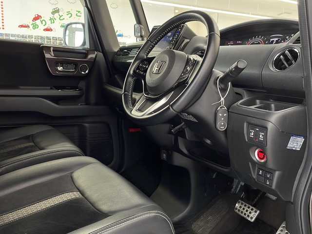 ホンダ Ｎ ＢＯＸ カスタム G EX ターボ ホンダセンシング 新潟県 2019(令1)年 3.6万km プレミアムグラマラスブロンズP 4WD/純正8インチSDナビ(VXU-195NBi)/CD/DVD/BT/フルセグテレビ/SDミュージックサーバー/バックカメラ/ETC/ドライブレコーダー/衝突被害軽減ブレーキ/レーンキープアシスト/レーダークルーズコントロール/半革シート/シートヒーター /ミラーヒーター/両側パワースライドドア/パドルシフト/ステアリングスイッチ/スマートキー/プッシュスタート/LEDヘッドライト/オートライト/オートハイビーム/フォグランプ/社外14インチアルミホイール/純正15インチAW夏タイヤ車載