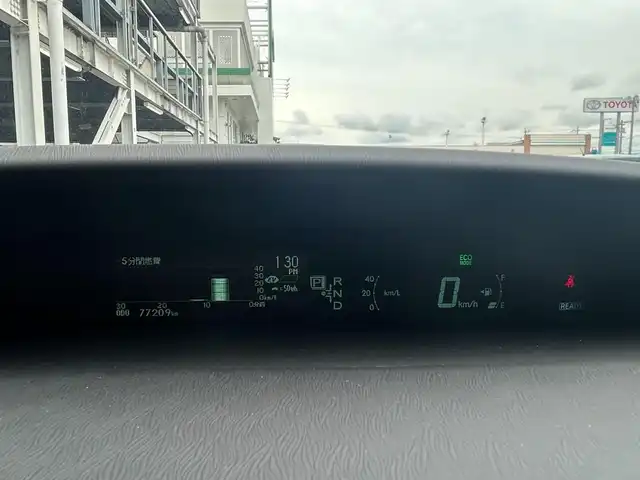 トヨタ プリウス S ツーリングセレ G’s 静岡県 2012(平24)年 7.8万km ホワイトパールクリスタルシャイン アルパイン9インチナビ/バックカメラ/革巻きステアリング/スマートキー/ウィンカーミラー/純正ドアバイザー/フルセグ/CD/DVD/前方ドラレコ/ステアリングスイッチ/プッシュスタート/G’s18AW/トノカバー/Bluetooth/ビルトインETC/オートライト/キセノンヘッド/フォグランプ/純正フロアマット