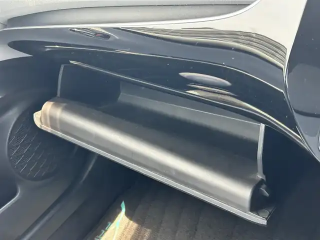 トヨタ プリウス S 福島県 2016(平28)年 7.7万km グレーメタリック ワンオーナー/トヨタセーフティセンス/純正SDナビ/　【フルセグ/CD/DVD/BT/AUX/SD】/バックカメラ/ステアリングリモコン/レーダークルーズコントロール/ビルトインETC/純正ドアバイザー/純正フロアマット/LEDヘッドライト（AUTO機能付き）/　・フォグランプ/オートマチックハイビーム/横滑り防止機能/レーンキープアシスト/アイドリングストップ