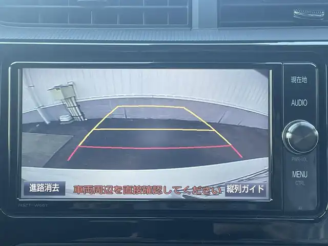 トヨタ アクア G 愛媛県 2017(平29)年 7.6万km ライムホワイトパールクリスタルシャイン 純正メモリナビ/CD/DVD/BT/MSV/iPod/DTV/バックカメラ/ビルトインETC/前後録画ドライブレコーダー/LEDヘッドライト/オートライト/オートマチックハイビーム/プリクラッシュセーフティ/レーンキープアシストシステム/クルーズコントロール/純正フロアマット/純正ホイールキャップ/プッシュスタート/スマートキー/スペアキー１本