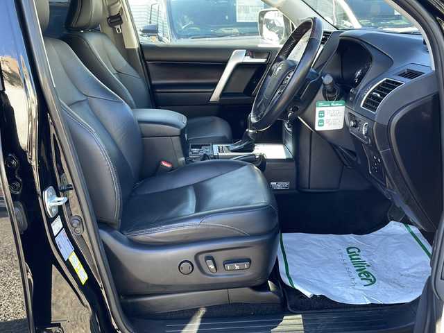 トヨタ ランドクルーザー プラド TZ－G 東京都 2020(令2)年 8.1万km ブラック 新車時保証書/取扱説明書/F/S/Rエアロ/ルーフレール/プリクラッシュセーフティー/レーダークルーズコントロール/ブラインドスポットモニター/オートマチックハイビーム/純正メーカーナビ/AM/FM/USB/BT/Miracast/360度カメラ　ETC【2.0】/ドライブレコーダー【前後】/AC100V100W/レザーシート　サンルーフ/シートヒーター/ベンチレーター/LEDヘッドライト/スマートキー×3/パドルシフト付ウッドコンビハンドル/サイド/カーテン/ニーエアバック/純正19インチアルミ