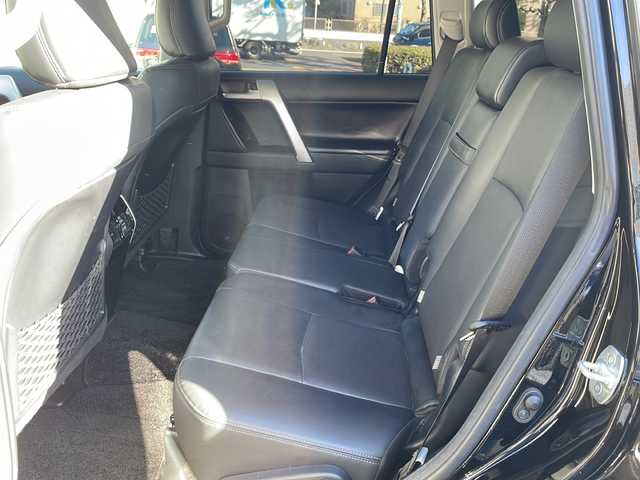 トヨタ ランドクルーザー プラド TZ－G 東京都 2020(令2)年 8.1万km ブラック 新車時保証書/取扱説明書/F/S/Rエアロ/ルーフレール/プリクラッシュセーフティー/レーダークルーズコントロール/ブラインドスポットモニター/オートマチックハイビーム/純正メーカーナビ/AM/FM/USB/BT/Miracast/360度カメラ　ETC【2.0】/ドライブレコーダー【前後】/AC100V100W/レザーシート　サンルーフ/シートヒーター/ベンチレーター/LEDヘッドライト/スマートキー×3/パドルシフト付ウッドコンビハンドル/サイド/カーテン/ニーエアバック/純正19インチアルミ