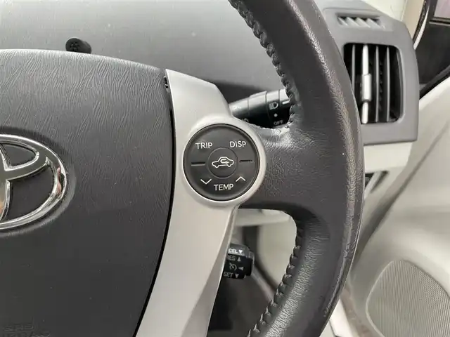 トヨタ プリウス S　LEDエディション 滋賀県 2011(平23)年 12.9万km ホワイトパールクリスタルシャイン ALPINE8インチナビ/・フルセグTV/・CD/・DVD/・SD/バックカメラ/クルーズコントロール/LEDヘッドライト/オートライト/ビルトインETC/スマートキー/スペアキー/ETC/ステアリングリモコン