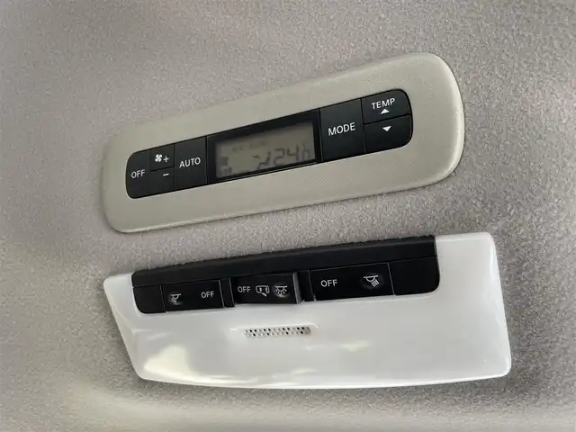 日産 セレナ e－パワー ハイウェイスター V 愛知県 2019(令1)年 9.1万km ダークメタルグレー ワンオーナー　/アラウンドビューモニター　/両側パワースライドドア　/純正フリップダウンモニター　/メーカーナビ　/ＤＴＶ　/ＢＴ　/ＥＴＣ　/Ｆドラレコ　/ハンドルヒーター　/純正フロアマット/冬タイヤ積み込み
