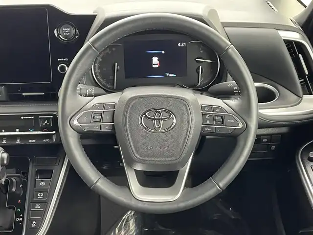 トヨタ ヴォクシー S－Z 埼玉県 2024(令6)年 1.4万km ホワイトパールクリスタルシャイン 禁煙車　快適利便ＰＫＧ　モデリスタエアロ　３眼ヘッドライト　純正１０．５型ナビ　ＣＤ　ＤＶＤ　ＢＴ　ＨＤＭＩ　ＥＴＣ２．０　アダプティブハイビーム　シートヒーター　バックカメラ　電動リアゲート