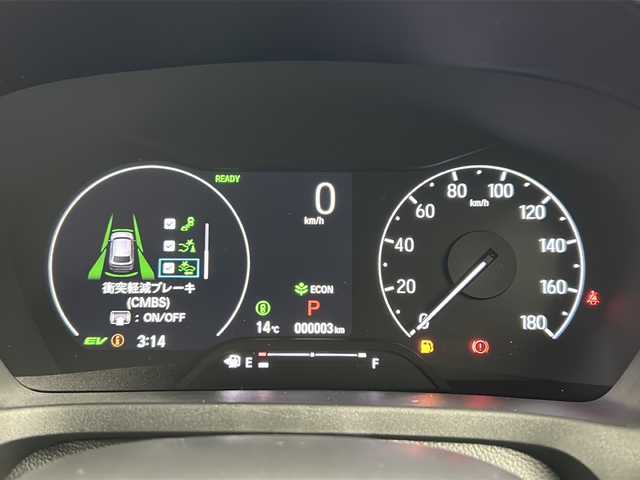 ホンダ ヴェゼル ハイブリッド e:HEV Z 熊本県 2025(令7)年 0.1千km クリスタルブラックパール ・純正９インチメモリナビ/・BT/USB/フルセグTV/・バックカメラ/・ホンダセンシング/・衝突軽減ブレーキ/・路外逸脱抑制機能/・クリアランスソナー/・横滑り防止装置/・ブラインドスポットモニター/・アダプティブクルーズコントロール/・ダウンヒルアシストコントロール/・前後コーナーセンサー/・パドルシフト/・パワーバックドア/・前席シートヒーター/・ステアリングヒーター/・ハーフレザーシート/・置くだけ充電/・オートマチックハイビーム/・LEDヘッドライト/・オートライト/・フォグランプ/・ETC2.0/・純正１８インチアルミホイール/・スマートキー/・スペアキー/・W＋サイドエアバッグ/・カーテンエアバッグ