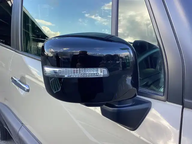 スズキ クロスビー HYBRID MZ 奈良県 2021(令3)年 2.2万km キャバンアイボリーパールメタリック ワンオーナー車/純正メモリーナビ(フルセグ・DVD・BT)/全方位モニター/クルーズコントロール/パドルシフト/プッシュスタート/スマートキー2個/シートヒーター/ビルトインETC/前後ドライブレコーダー/社外１５インチアルミ/フロアマット/ドアバイザー