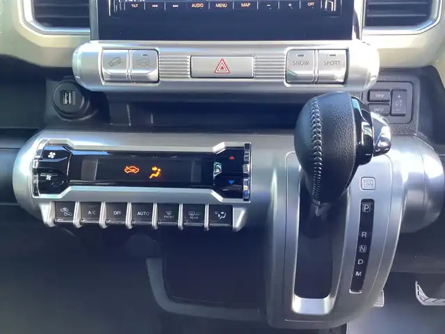 スズキ クロスビー HYBRID MZ 奈良県 2021(令3)年 2.2万km キャバンアイボリーパールメタリック ワンオーナー車/純正メモリーナビ(フルセグ・DVD・BT)/全方位モニター/クルーズコントロール/パドルシフト/プッシュスタート/スマートキー2個/シートヒーター/ビルトインETC/前後ドライブレコーダー/社外１５インチアルミ/フロアマット/ドアバイザー