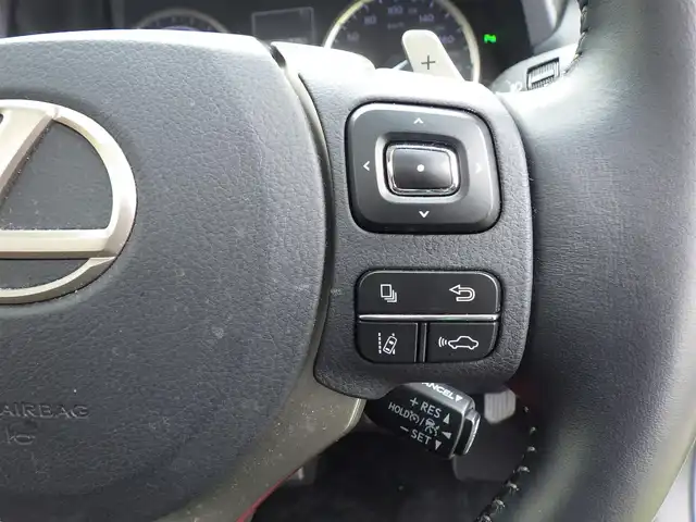 レクサス ＮＸ 300h Iパッケージ 千葉県 2019(平31)年 4.4万km ソニッククォーツ Lexus Safety System+/・プリクラッシュセーフティ/・レーンディパーチャーアラート/・オートハイビーム/・レーダークルーズコントロール/・ブラインドスポットモニター/アイドリングストップ/パワーバックドア/パノラマガラスルーフ/純正SDナビ/地デジTV/【DVD/CD再生機能　Bluetooth接続】/パノラミックビューモニター/リバース連動ドアミラー（左/右）/革巻きステアリング/ステアリングヒーター/ステアリングスイッチ/パドルシフト/前席パワーシート/シートヒーター/ETC（2.0）/LEDヘッドライト/LEDフォグライト/ウインカーミラー/クリアランスソナー/純正18インチアルミホイル/サイド/カーテンエアバッグ/スマートキー