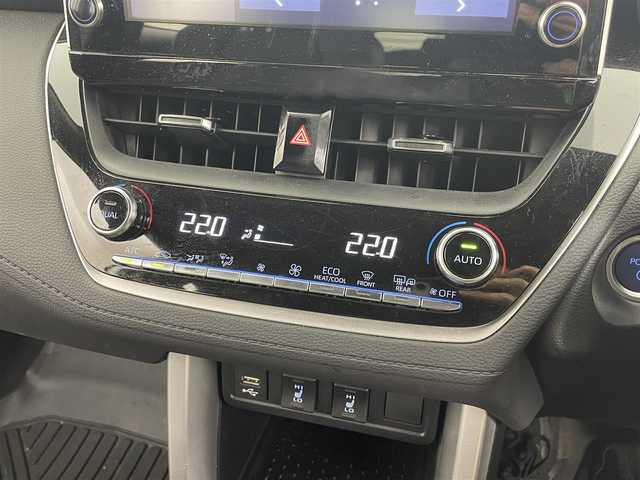 トヨタ カローラ クロス ハイブリッド Z 茨城県 2023(令5)年 3.1万km プラチナホワイトパールマイカ 純正DA/全方位カメラ/衝突被害軽減ブレーキ/車線逸脱抑制装置/レーダークルーズコントロール/オートマチックハイビーム/クリアランスソナー/BSM/ETC/ドラレコ/シートヒーター/純正18インチAW/LEDヘッドライト/スマートキー