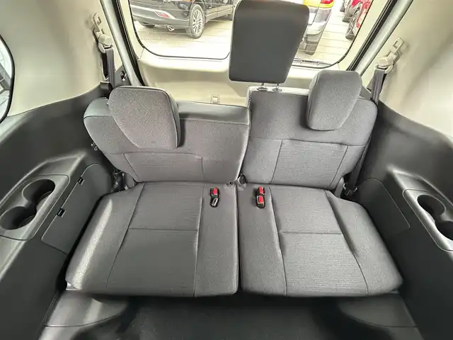 日産 セレナ e－パワー ハイウェイスター V 大阪府 2025(令7)年 0.1万km未満 プリズムホワイト 純正１２．３インチナビ/   フルセグTV/Bluetooth/USB/衝突軽減/ＢＳＭ/プロパイロット/全方位モニター/後席モニター/スマートルームミラー/両側パワースライドドア/アイドリングストップ/ワイヤレス充電/ドライブレコーダー/コーナーセンサー/純正16インチアルミホイール/純正フロアマット/スマートキー/ＥＴＣ/ＬＥＤライト