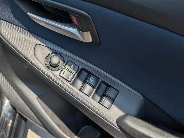 マツダ デミオ 13S 福井県 2016(平28)年 11.1万km ジェットブラックマイカ ワンオーナー車/LEDヘッドライト/パイオニアサテライトスピーカー（TS-STX510）/前席シートヒーター/フルセグテレビ/純正メモリナビ（CD/DVD/BT/USB/AUX）/スマート・シティ・ブレーキ・サポート/Fフォグ/盗難防止装置/横滑り防止装置/ダブル＋サイドエアバッグ/カーテンエアバッグ/純正ホイルキャップ/純正フロアマット/スマートキー