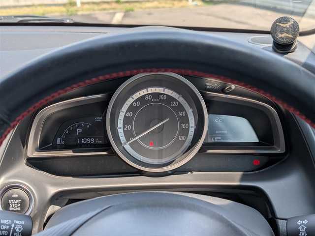 マツダ デミオ 13S 福井県 2016(平28)年 11.1万km ジェットブラックマイカ ワンオーナー車/LEDヘッドライト/パイオニアサテライトスピーカー（TS-STX510）/前席シートヒーター/フルセグテレビ/純正メモリナビ（CD/DVD/BT/USB/AUX）/スマート・シティ・ブレーキ・サポート/Fフォグ/盗難防止装置/横滑り防止装置/ダブル＋サイドエアバッグ/カーテンエアバッグ/純正ホイルキャップ/純正フロアマット/スマートキー