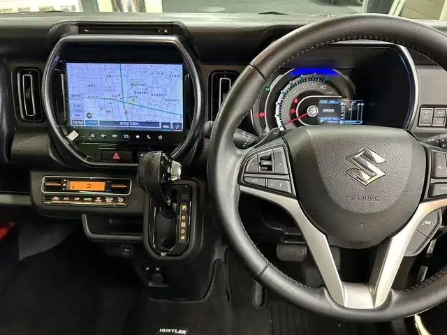 スズキ ハスラー Jスタイル ターボ 東京都 2021(令3)年 1.4万km クールカーキパールメタリック/ホワイト2トーンルーフ ワンオーナー/純正ナビ/(CD/DVD/Bluetooth/TVフルセグ/USB/スマートフォンリンク)/バック&全方位カメラ/前席シートヒーター/プリクラッシュセーフティ/レーダークルーズコントロール/LKA/前後コーナーセンサー/スマートキー/プッシュスタート/オートライト/LEDライト/ETC/純正フロアマット/ドライブレコーダー/(DRV5185)/ISOFIX/パドルシフト/革巻きステアリング/ステアリングスイッチ/ルーフレール/リアプライバシーガラス/アイドリングストップ/電動格納ウィンカーミラー/純正15インチアルミホイール/W+サイドSRS&ABS/横滑り防止装置/取扱説明書/ディーラー記録簿/(R6．1/R7．2)