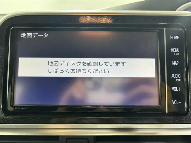 トヨタ シエンタ G 佐賀県 2022(令4)年 1万km ブラックマイカ 衝突被害軽減システム/レーンアシスト/オートライト/オートマチックハイビーム/純正7インチナビ/CD/フルセグTV/Bluetooth/全方位カメラ/ETC/前後ドライブレコーダー/両側パワースライドドア/コーナーセンサー/LEDライト/フォグライト /オートライト/オートマチックハイビーム/スマートキー/アイドリングストップ/横滑り防止装置