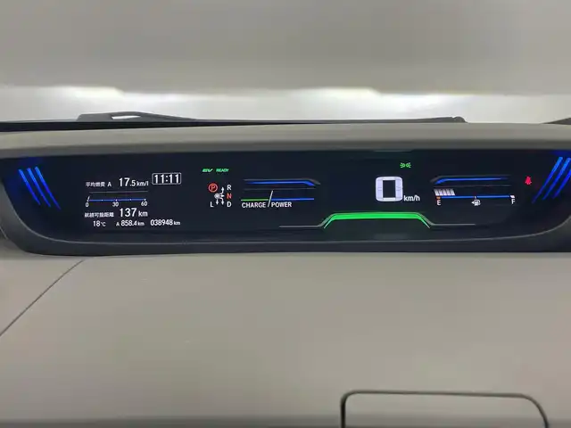 ホンダ フリード ハイブリット EX 埼玉県 2018(平30)年 3.9万km モダンスティールM 純正９インチナビ　バックカメラ　ホンダセンシング　アダプティブクルーズコントロール　ハーフレザーシート　ＥＴＣ　ＬＥＤヘッドランプ　両側パワースライドドア　シートヒーター　プッシュスタート