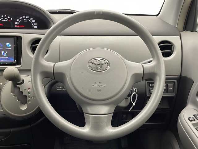 トヨタ シエンタ X LTD 宮崎県 2010(平22)年 4.8万km ホワイトパールマイカ/ダークブルーマイカM 社外ナビ　/Ｂｌｕｅｔｏｏｔｈ　/ＣＤ／ＤＶＤ/ＡＭ／ＦＭ　/片側パワースライドドア　/バックカメラ　/純正フロアーマット　/ドアバイザー /ｈキセノンヘッドライト/プロジェクターヘッドランプ/フォグランプ ETC