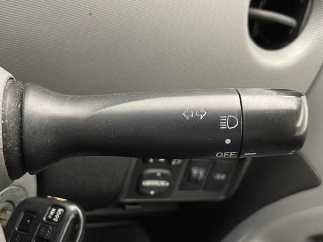 トヨタ シエンタ X LTD 宮崎県 2010(平22)年 4.8万km ホワイトパールマイカ/ダークブルーマイカM 社外ナビ　/Ｂｌｕｅｔｏｏｔｈ　/ＣＤ／ＤＶＤ/ＡＭ／ＦＭ　/片側パワースライドドア　/バックカメラ　/純正フロアーマット　/ドアバイザー /ｈキセノンヘッドライト/プロジェクターヘッドランプ/フォグランプ ETC