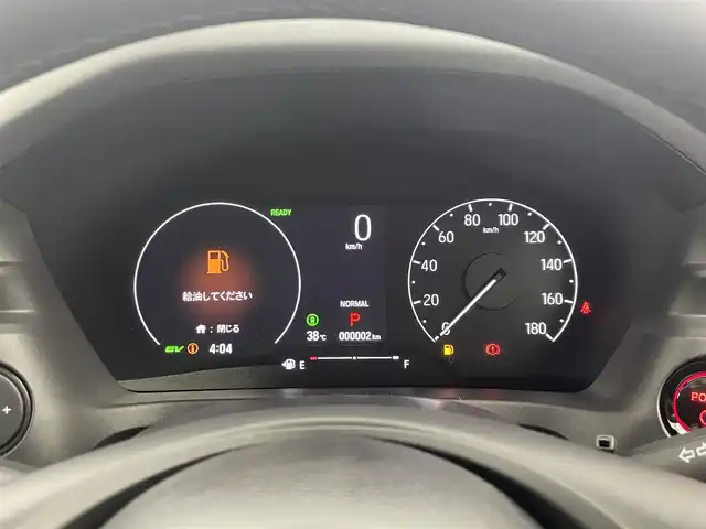 ホンダ ヴェゼル ハイブリッド e:HEV Z PLaYパッケージ 大分県 2025(令7)年 0.1千km パールⅡ 登録済未使用車/Honda SENSING/・衝突軽減ブレーキ（CMBS）/・誤発進抑制機能/・後方誤発進抑制機能/・近距離衝突軽減ブレーキ/・歩行者事故低減ステアリング/・路外逸脱抑制機能/・渋滞追従機能付アダプティブクルーズコントロール（ACC）/・車線維持支援システム（LKAS）/・トラフィックジャムアシスト（渋滞運転支援機能）/・先行車発進お知らせ機能/・標識認識機能/・オートハイビーム/・パーキングセンサーシステム/・アダプティブドライビングビーム/・ブラインドスポットインフォメーション/Honda CONNECTディスプレー/(フルセグTV、BT対応、USB、AM/FM/・AppleCarPlay、AndroidAuto)/ステアリングスイッチ/バックカメラ/ETC2.0車載器/ワイヤレス充電/ステアリングヒーター/パワーバックドア/横滑り防止装置/電動格納ミラー/ハーフレザーシート/・前席シートヒーター/オートブレーキホールド/オートライト/LEDヘッドライト/LEDフォグ/純正18インチアルミホイール/保証書、取説、スペアキー有り