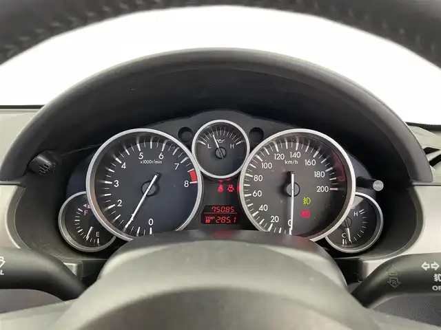 マツダ ロードスター 20周年記念車 大分県 2010(平22)年 7.5万km クリスタルホワイトパールマイカ 社外ナビ/（ワンセグ/AM/FM/Bluetooth）/6速マニュアル/レザーシート/シートヒーター/ETC/ステアリングスイッチ/純正アルミホイール/オートエアコン/オートウインドウ/保証書・取扱説明書/スペアキー