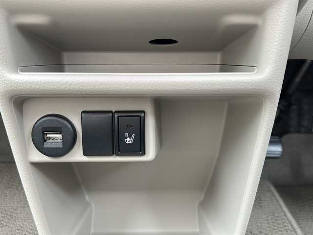 スズキ ラパン X 兵庫県 2020(令2)年 2.2万km シフォンアイボリーメタリック 登録時走行距離21145km/ホワイトルーフ/ホワイトドアミラー/セーフティサポート/デュアルセンサーブレーキサポート/ワンオーナー/純正8型ナビ/CD/DVD/フルセグTV/Bluetooth/Blu-ray/HDMI入出力/全方位カメラ/ナビ連動ドライブレコーダー/運転席シートヒーター/HIDヘッドランプ/ビルトインETC/スマートキー/エンジンプッシュスタート/純正14インチAW/純正フロアマット/ドアバイザー/保証書/取説/スペアキー