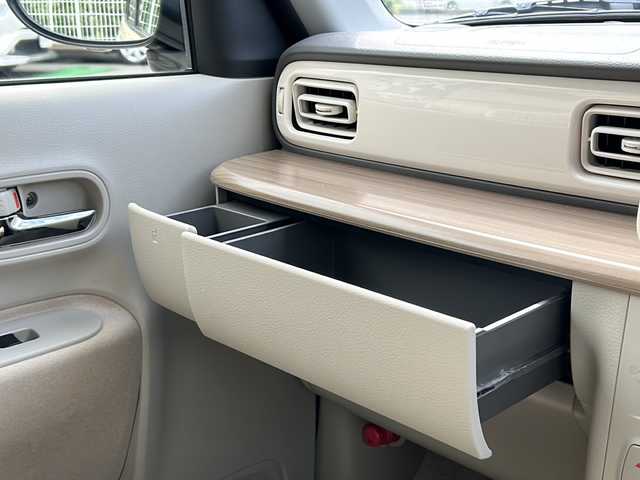 スズキ ラパン X 兵庫県 2020(令2)年 2.2万km シフォンアイボリーメタリック 登録時走行距離21145km/ホワイトルーフ/ホワイトドアミラー/セーフティサポート/デュアルセンサーブレーキサポート/ワンオーナー/純正8型ナビ/CD/DVD/フルセグTV/Bluetooth/Blu-ray/HDMI入出力/全方位カメラ/ナビ連動ドライブレコーダー/運転席シートヒーター/HIDヘッドランプ/ビルトインETC/スマートキー/エンジンプッシュスタート/純正14インチAW/純正フロアマット/ドアバイザー/保証書/取説/スペアキー