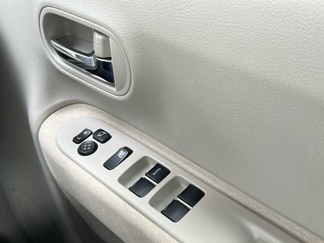 スズキ ラパン X 兵庫県 2020(令2)年 2.2万km シフォンアイボリーメタリック 登録時走行距離21145km/ホワイトルーフ/ホワイトドアミラー/セーフティサポート/デュアルセンサーブレーキサポート/ワンオーナー/純正8型ナビ/CD/DVD/フルセグTV/Bluetooth/Blu-ray/HDMI入出力/全方位カメラ/ナビ連動ドライブレコーダー/運転席シートヒーター/HIDヘッドランプ/ビルトインETC/スマートキー/エンジンプッシュスタート/純正14インチAW/純正フロアマット/ドアバイザー/保証書/取説/スペアキー