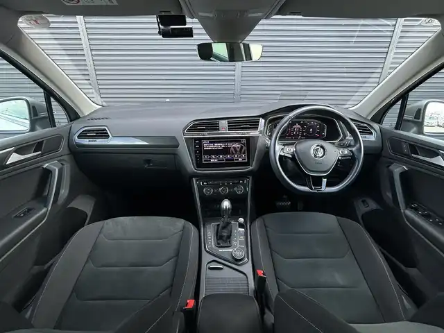 フォルクスワーゲン ティグアン TDI 4モーション ハイライン 茨城県 2019(令1)年 2.3万km タングステンシルバーメタリック オ-ルインSFT /360度カメラ/ACC /HUD /ナビ /フルセグTV /CarPlay/BT/USB/DVD /シートヒーター /LKA /BSM /パワーテールゲート /LEDヘッドライト /ETC2.0 /前後ドラレコ /純正18インチAW /ルーフレール /禁煙車