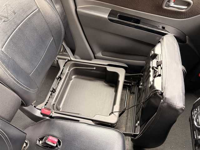 日産 ルークス ハイウェイスター ターボ LTD 大阪府 2011(平23)年 7万km スノーパールホワイト (株)IDOMが運営する【じしゃロン東大阪店】の自社ローン対象車両になります。こちらは現金ご利用時の価格です。/自社ローンご希望の方は別途その旨お申付け下さい。/社外ナビ【AVN558HD】/CD、DVD、ワンセグTV、MSV/バックカメラ/フォグライト/ターボ/両側パワースライドドア/ETC/取説＆保証書/スマートキー＆プッシュスタート