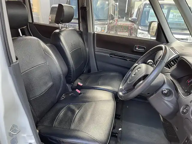 日産 ルークス ハイウェイスター ターボ LTD 大阪府 2011(平23)年 7万km スノーパールホワイト (株)IDOMが運営する【じしゃロン東大阪店】の自社ローン対象車両になります。こちらは現金ご利用時の価格です。/自社ローンご希望の方は別途その旨お申付け下さい。/社外ナビ【AVN558HD】/CD、DVD、ワンセグTV、MSV/バックカメラ/フォグライト/ターボ/両側パワースライドドア/ETC/取説＆保証書/スマートキー＆プッシュスタート