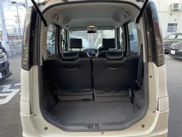 日産 ルークス ハイウェイスター ターボ LTD 大阪府 2011(平23)年 7万km スノーパールホワイト (株)IDOMが運営する【じしゃロン東大阪店】の自社ローン対象車両になります。こちらは現金ご利用時の価格です。/自社ローンご希望の方は別途その旨お申付け下さい。/社外ナビ【AVN558HD】/CD、DVD、ワンセグTV、MSV/バックカメラ/フォグライト/ターボ/両側パワースライドドア/ETC/取説＆保証書/スマートキー＆プッシュスタート