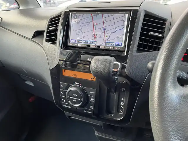 日産 ルークス ハイウェイスター ターボ LTD 大阪府 2011(平23)年 7万km スノーパールホワイト (株)IDOMが運営する【じしゃロン東大阪店】の自社ローン対象車両になります。こちらは現金ご利用時の価格です。/自社ローンご希望の方は別途その旨お申付け下さい。/社外ナビ【AVN558HD】/CD、DVD、ワンセグTV、MSV/バックカメラ/フォグライト/ターボ/両側パワースライドドア/ETC/取説＆保証書/スマートキー＆プッシュスタート