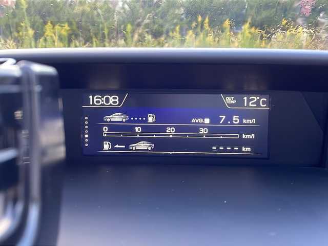 スバル ＸＶ ハイブリッド アドバンス 青森県 2018(平30)年 4.5万km ラグーンブルーP ・4WD/・衝突軽減ブレーキ/・ブラインドスポットモニター/・レーンキープアシスト/・レーダークルーズコントロール/・社外SDナビ/・フルセグ/・バックカメラ/・ドライブレコーダー/・ETC/・パドルシフト/・オートブレーキホールド/・オートマチックハイビーム/・ハーフレザーシート/・前席パワーシート/・LEDヘッドライト/・LEDフォグ/・ルーフレール/・革巻きステアリング/・プッシュスタート/・スマートキー/・純正18AW/・保証書・取説あり