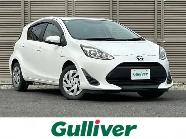 トヨタ アクア S 千葉県 2019(平31)年 2.5万km スーパーホワイトⅡ 純正SDナビ/AM/FM/BT/CD/AUX/ワンセグTV/バックカメラ/横滑り防止装置/ドライブレコーダー(ZDR-012)/リモコンキー/スペアキー×1/純正フロアマット