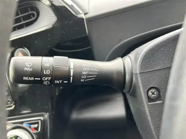 トヨタ アクア S 千葉県 2019(平31)年 2.5万km スーパーホワイトⅡ 純正SDナビ/AM/FM/BT/CD/AUX/ワンセグTV/バックカメラ/横滑り防止装置/ドライブレコーダー(ZDR-012)/リモコンキー/スペアキー×1/純正フロアマット