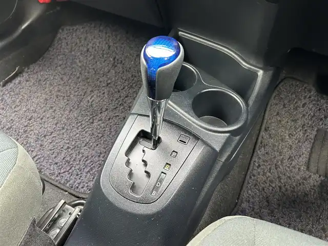 トヨタ アクア S 千葉県 2019(平31)年 2.5万km スーパーホワイトⅡ 純正SDナビ/AM/FM/BT/CD/AUX/ワンセグTV/バックカメラ/横滑り防止装置/ドライブレコーダー(ZDR-012)/リモコンキー/スペアキー×1/純正フロアマット