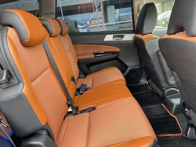 スバル エクシーガクロスオーバー７ 2．5i アイサイト 石川県 2015(平27)年 8.8万km ダークブルーパール ４ＷＤ　純正ナビ　フルセグＴＶ　バックカメラ　レーダークルーズ　シートヒーター　スマートキー　プッシュスタート　ＥＴＣ　レーダーブレーキ　純正アルミホイール　保証書